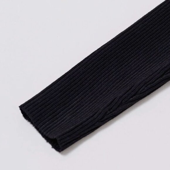 CHICWISH - Off-Shoulder Mesh Spliced Knit Top - Black - Size : S/M - Picture 5 of 7